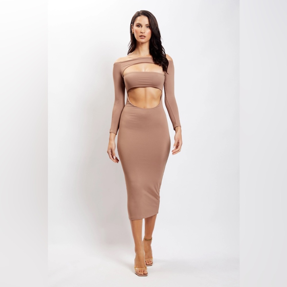 BNWT MESHKI BREANNA CUT OUT MIDI DRESS IN LIGHT BROWN
